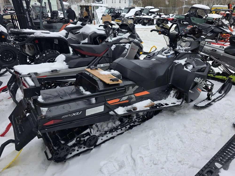 2016 Ski-doo Expedition Xtreme 800r