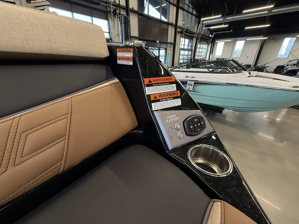 2026 Tige Boats Ultre 25zx alt