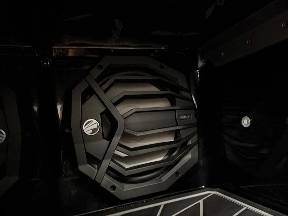 2026 Tige Boats Ultre 25zx alt