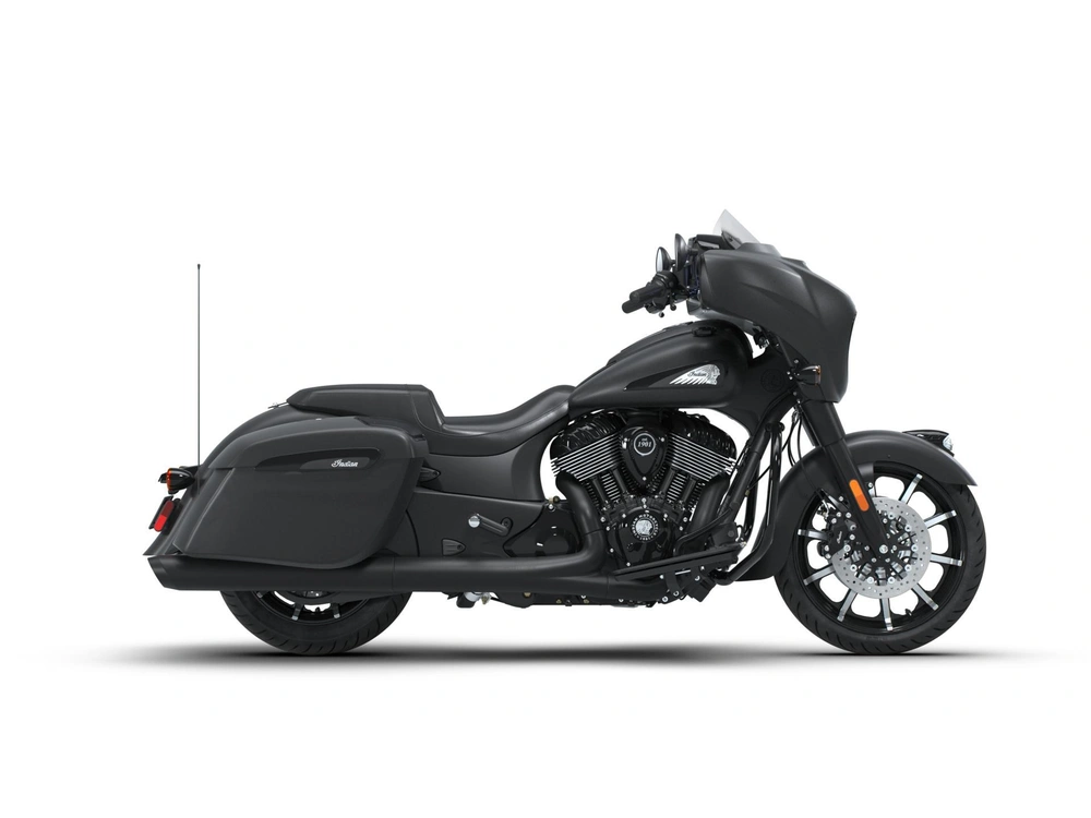 2026 Indian Motorcycles Chieftain Dark Horse With Powerband Audio alt