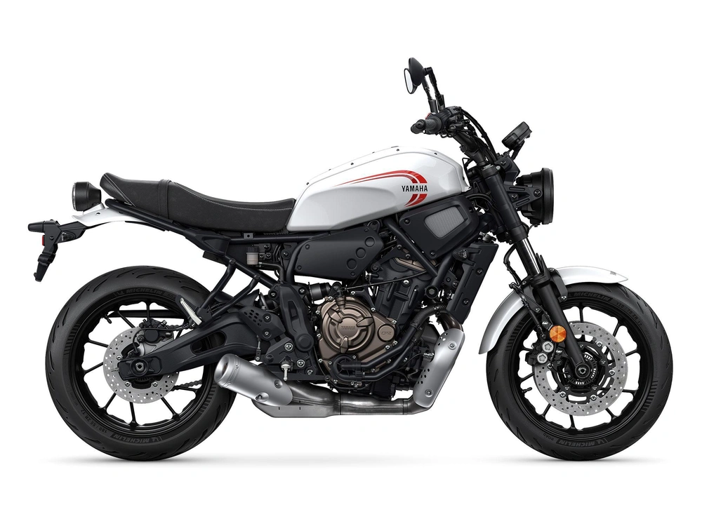 2026 Yamaha Xsr700 alt