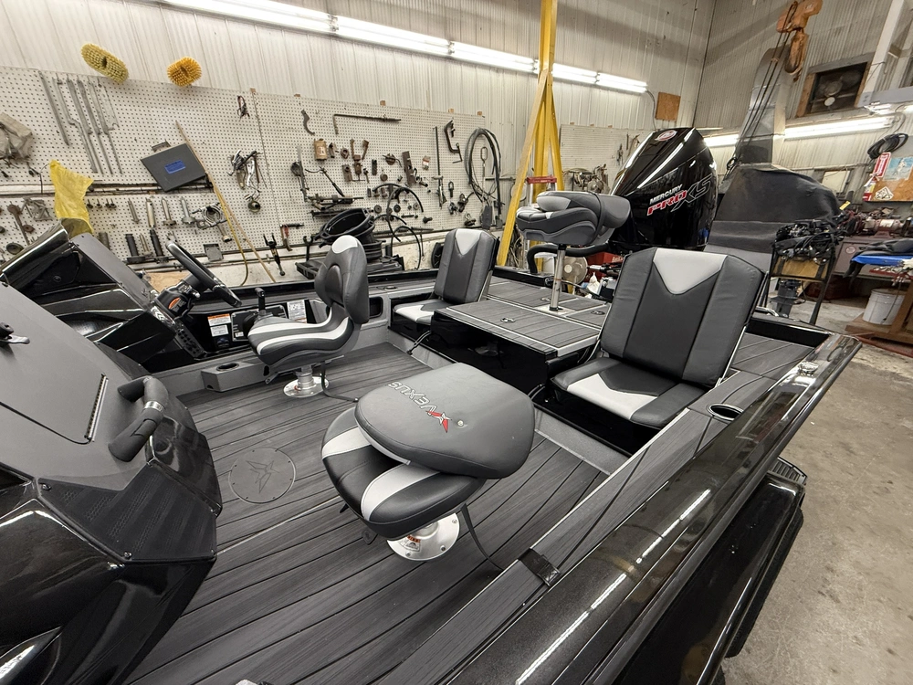 2026 Vexus Avx2085s alt