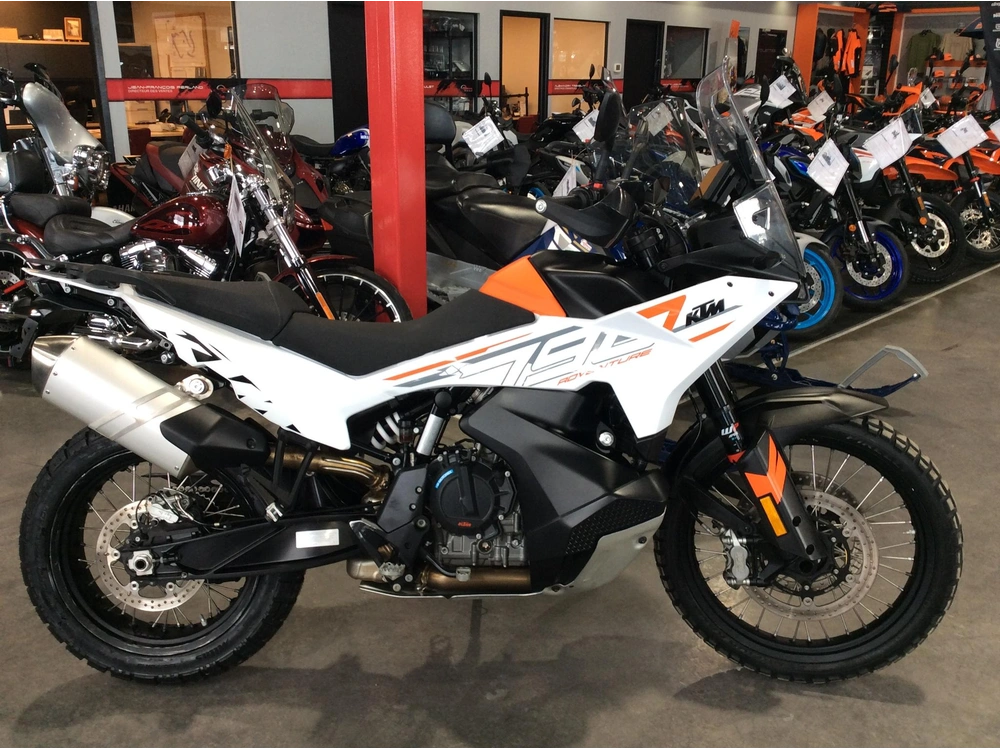 Ktm 790 Adventure 2024 alt