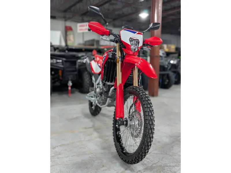 2025 Honda CRF300LAS CRF 300L Honda : Motocyclette double usage