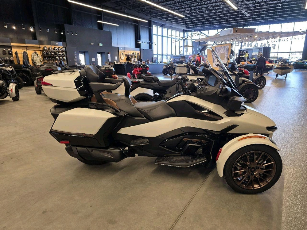 Can-am Spyder Rt Sea To Sky 2024 alt