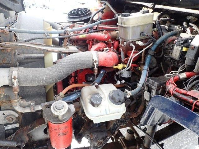 Freightliner M2106 2017