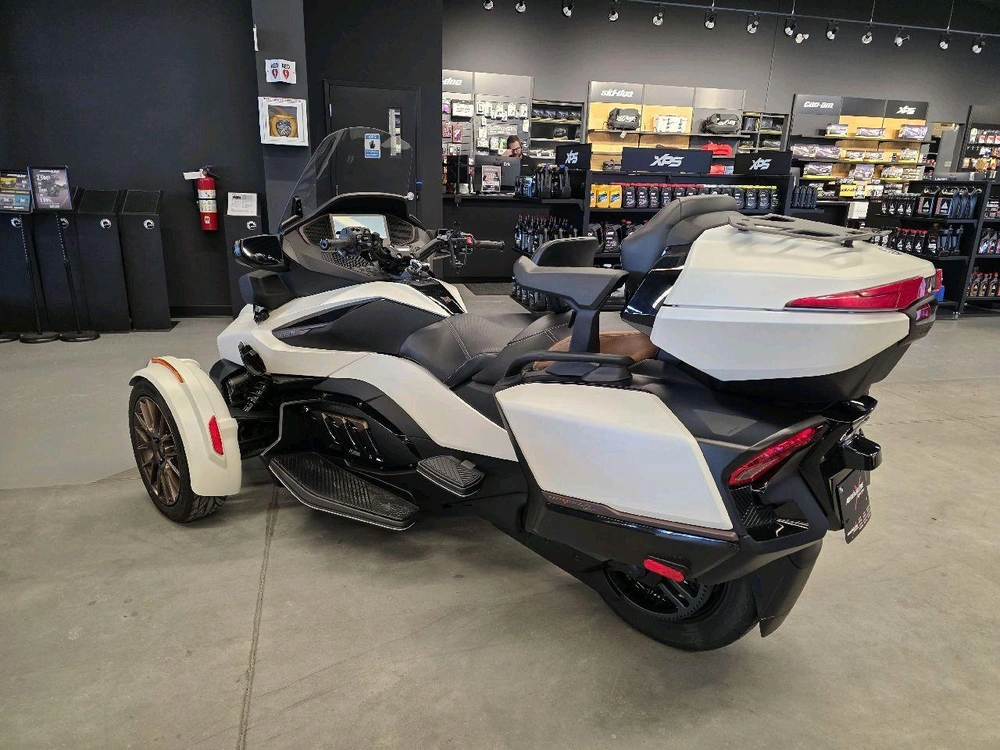Can-am Spyder Rt Sea To Sky 2024 alt