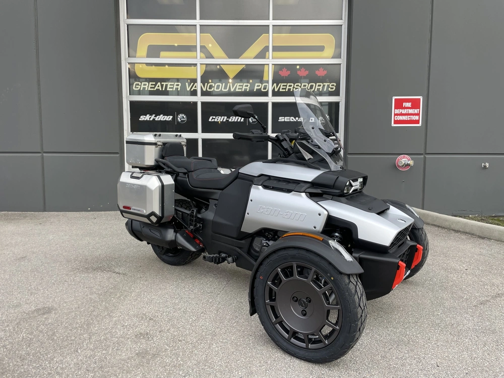 2025 Can-am Canyon Xt alt