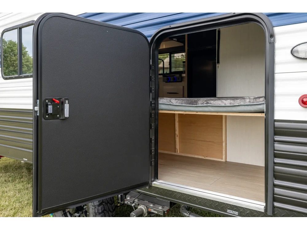 2026 Cherokee 16bhsw Wolf Pup alt