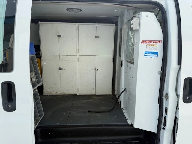 2014 Gmc Savana 3500 Cargo Van alt