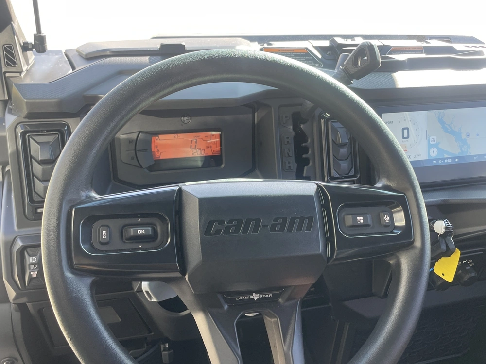 2026 Can-am Defender Max Lone Star Cab Hd11 alt