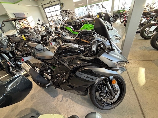 2026 Kawasaki Ninja Zx-4rr Ninja Zx-4rr Zx4rr Zx 4rr 4 Cylindres Zx4 Zx4r Zx- alt