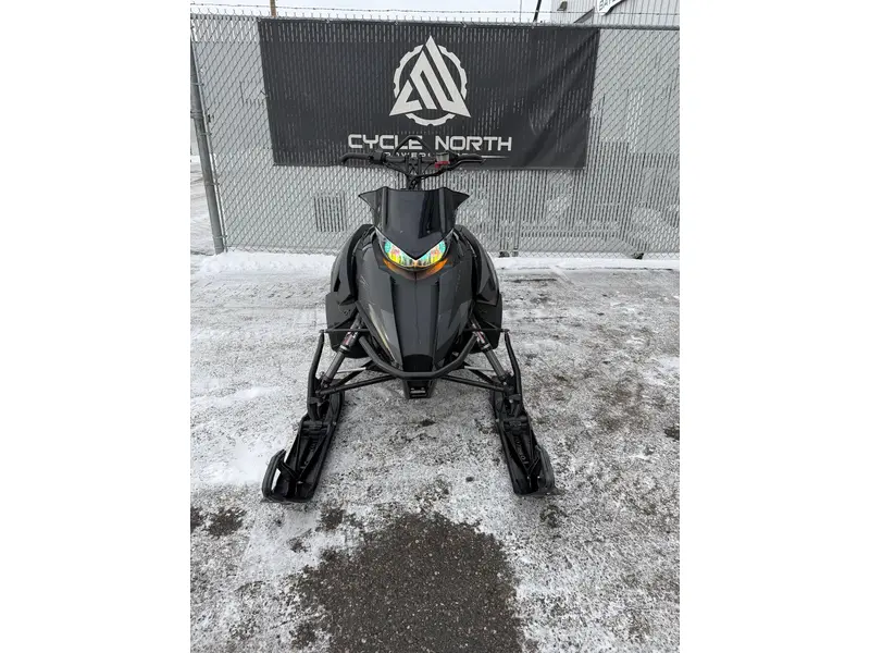 2016 Arctic Cat M8000 SNO PRO 162 R