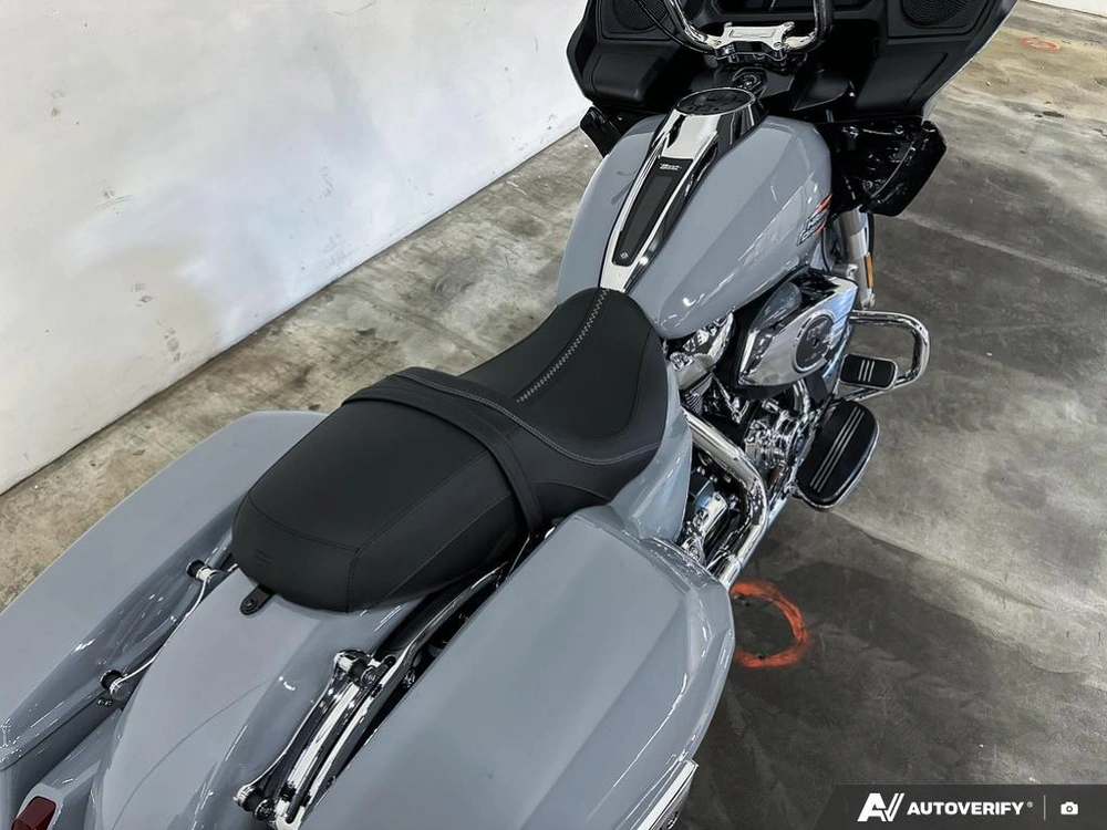2026 Harley-davidson Road Glide alt