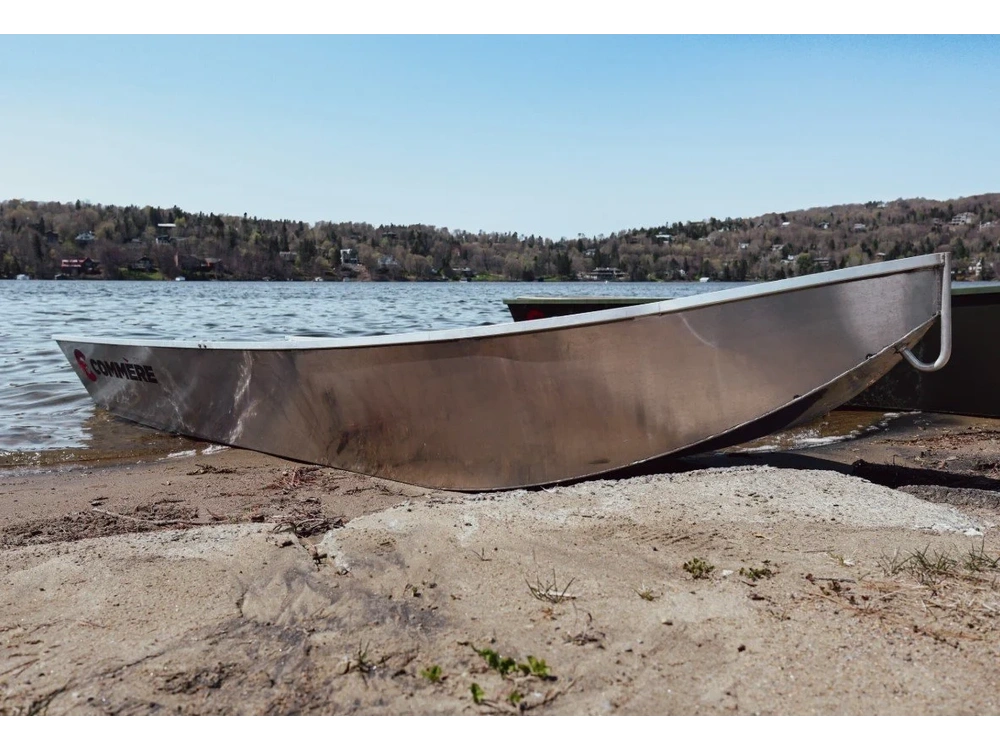 2026 Commère P14 alt