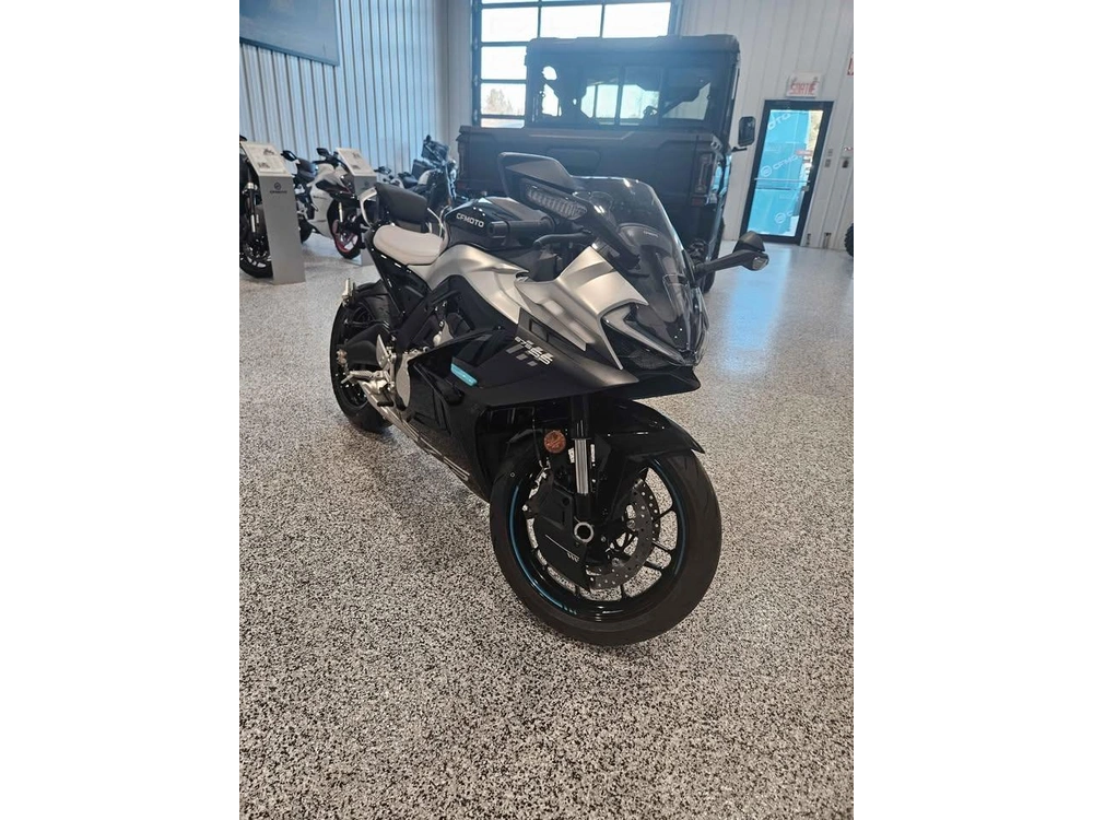 2026 Cfmoto 675ss alt