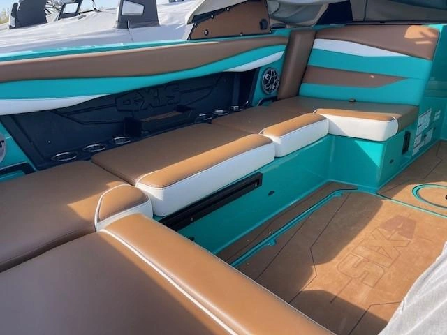 2023 Axis Wake Research A225 alt