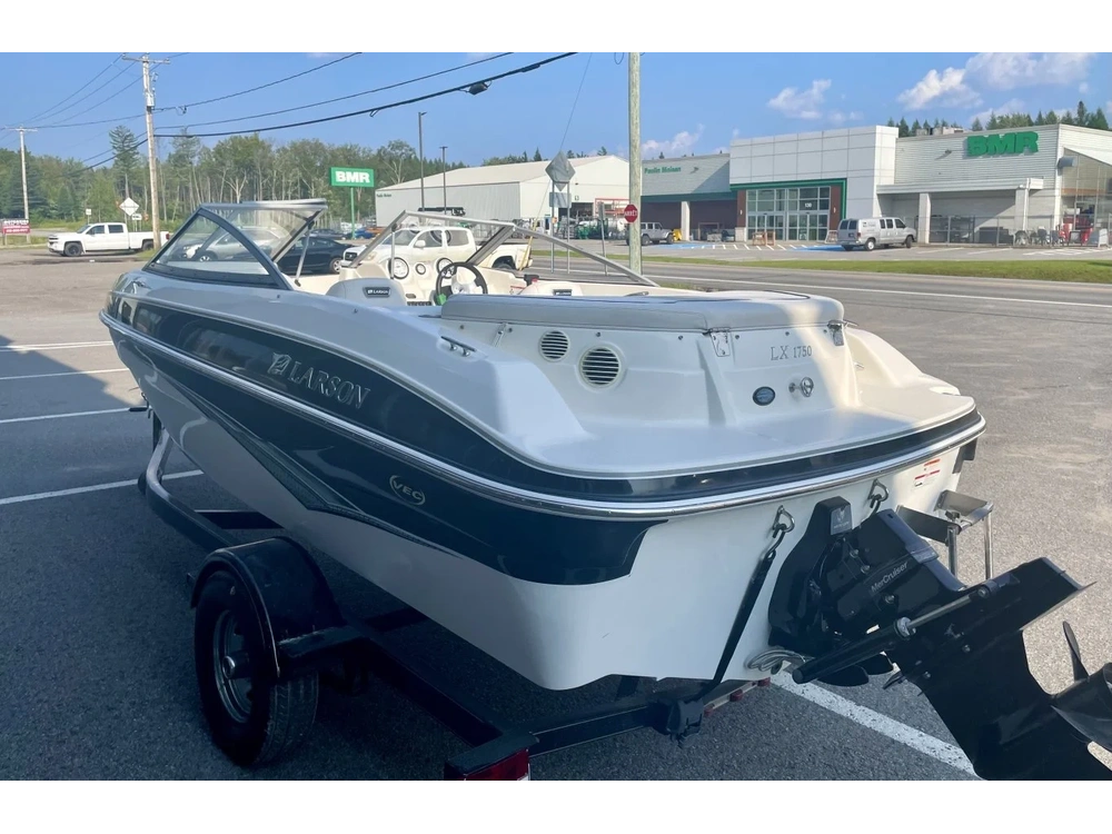 Larson Lx 1750 2010 alt