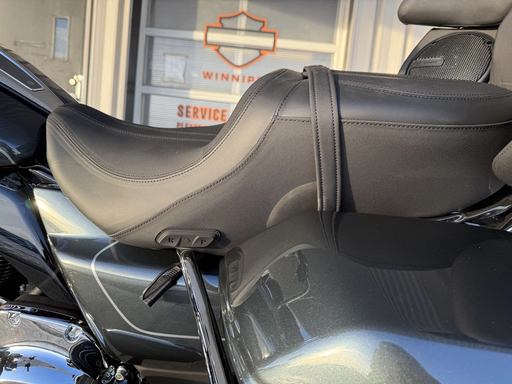 2026 Harley-davidson Road Glide Limited alt