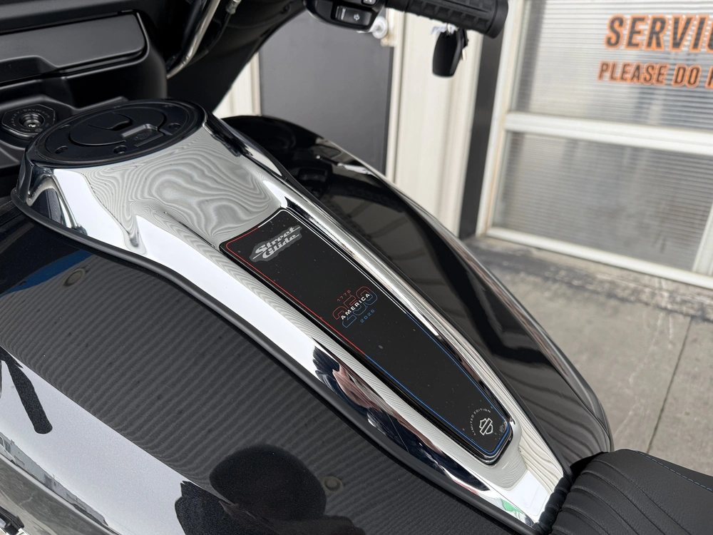 2026 Harley-davidson Street Glide alt