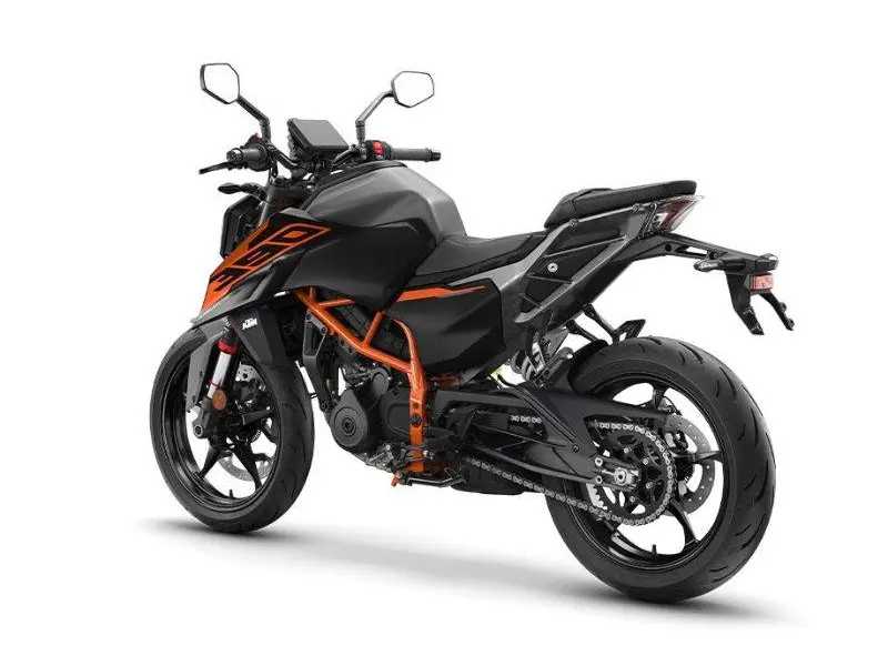 2026 KTM 390 DUKE thumbnail 3