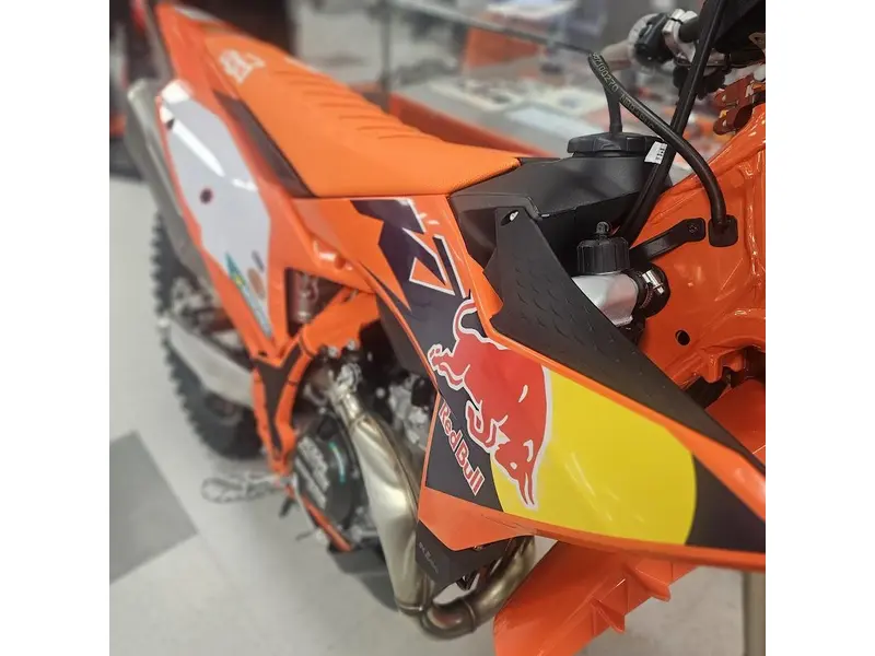 2026 KTM 450 SX-FACTORY EDITION thumbnail 4