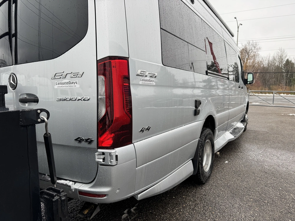 Winnebago Era 70b 2022 alt
