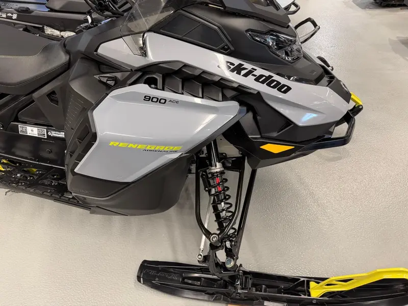 2026 Ski-Doo RENEGADE ADRENALINE 900 ACE