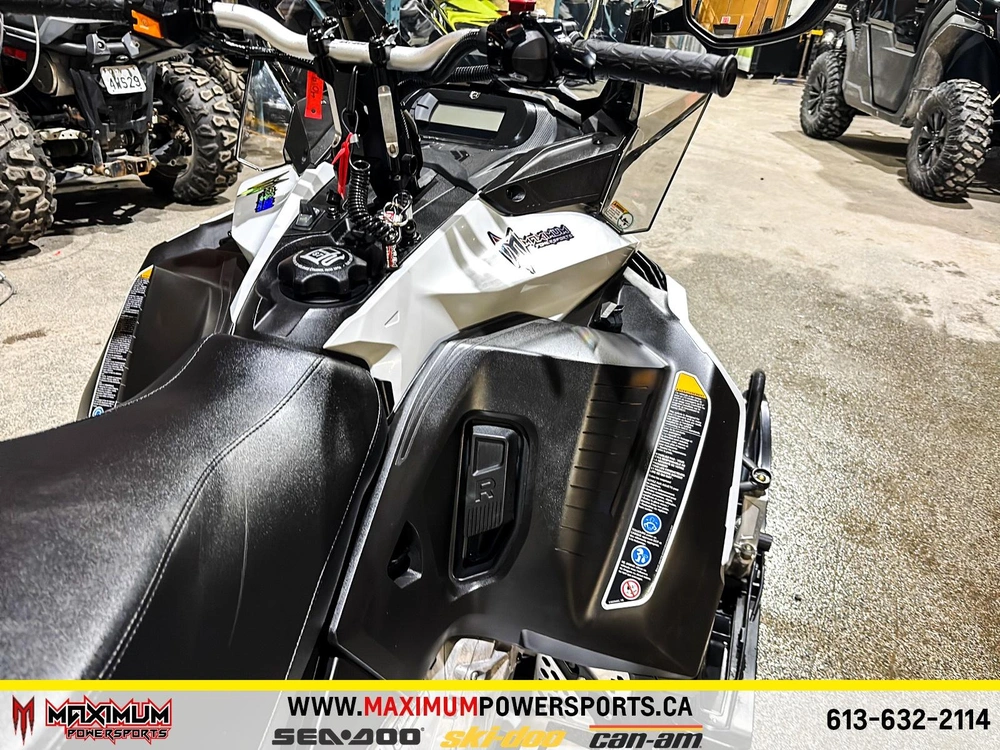 2020 Ski-doo Grand Touring 900 Ace Sport alt