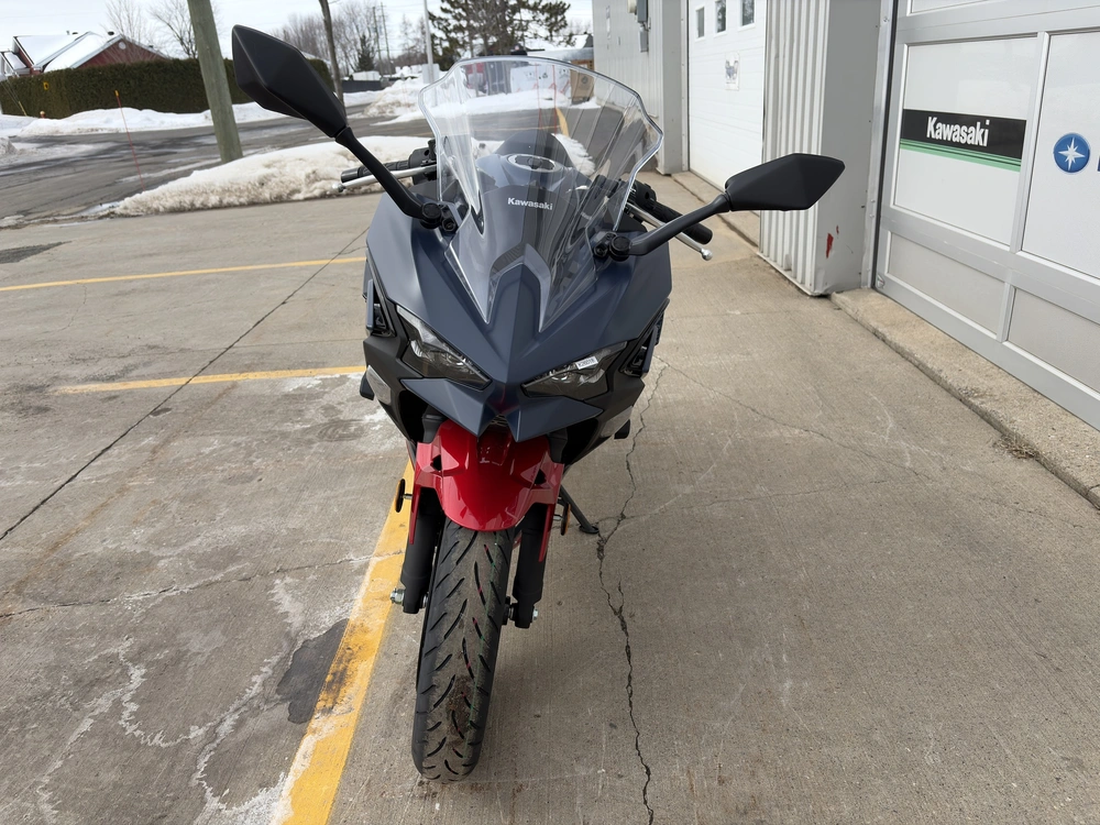 2026 Kawasaki Ninja 500 Se alt