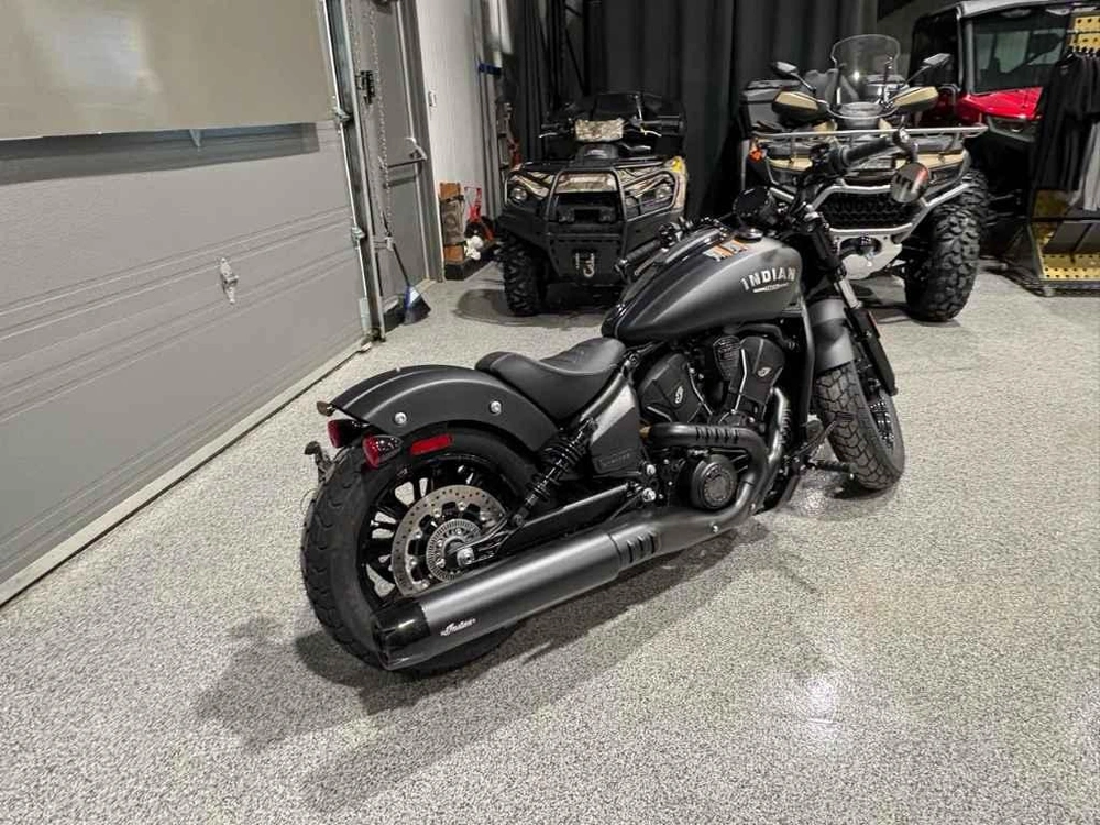 2025 Indian Motorcycle Scout Bobber alt