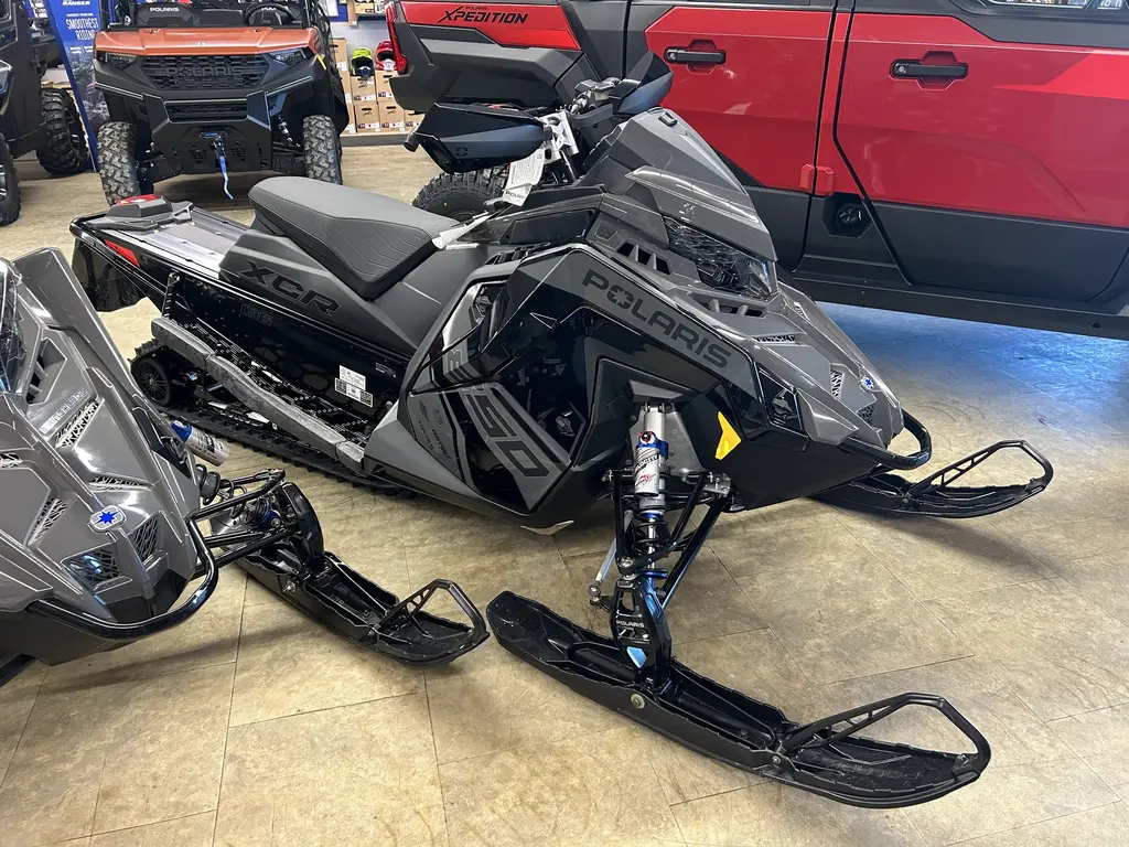 Polaris 2025 Polaris   850 INDY XCR 136 2025