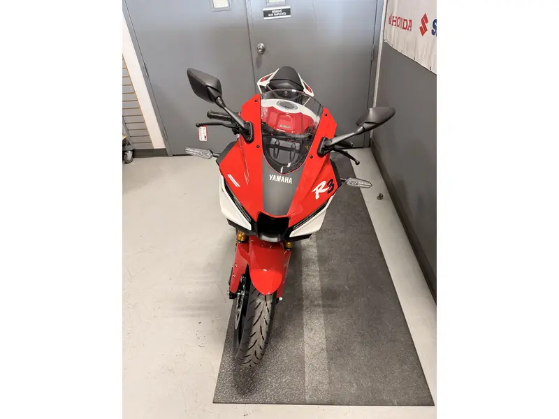 2026 Yamaha YZF-R3 R3 thumbnail 3