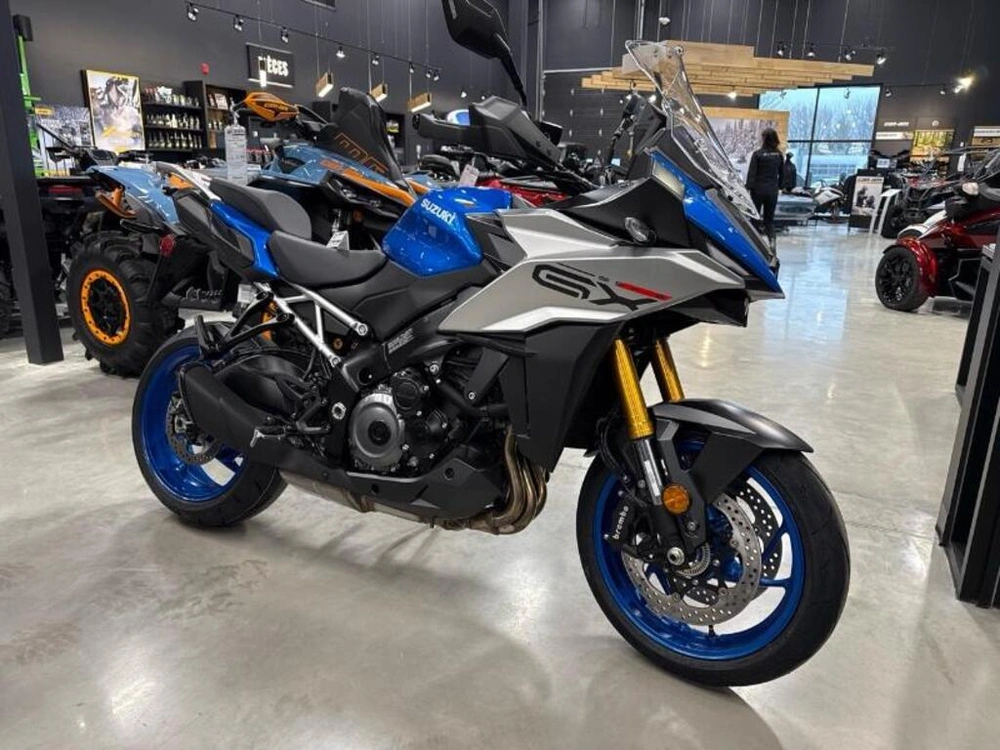 Suzuki Gsx-s1000gx 2025 alt
