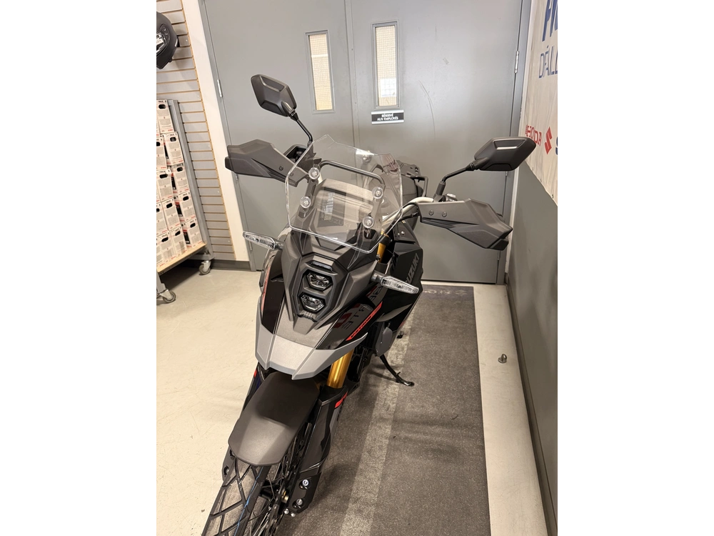 Suzuki V-strom 800de V-strom 800 De 2026 alt