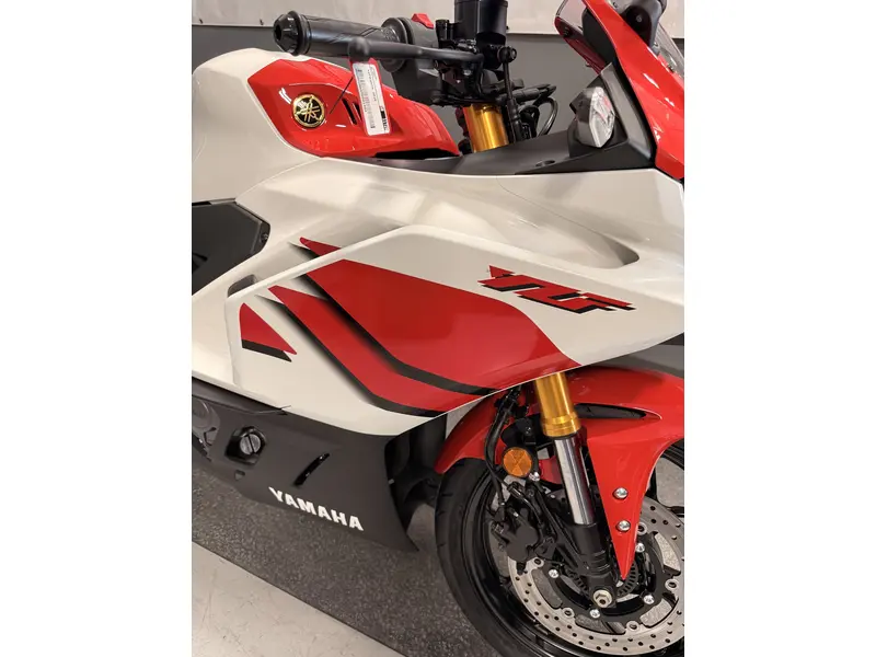 2026 Yamaha YZF-R3 R3 thumbnail 5
