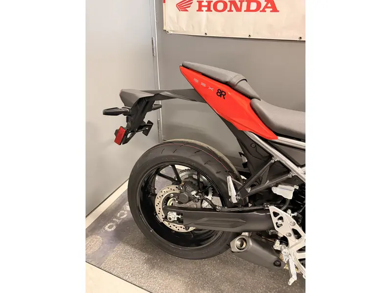 2026 Suzuki GSX-8R GSX8-R