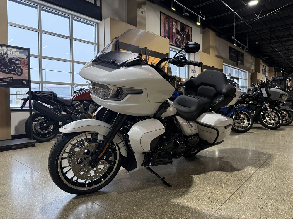 2026 Harley-davidson Road Glide Limited alt