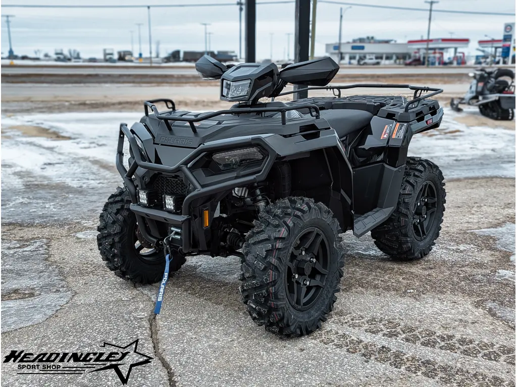 2026 Polaris Sportsman 570 Trail // Onyx Black w/ Trail Riding Package