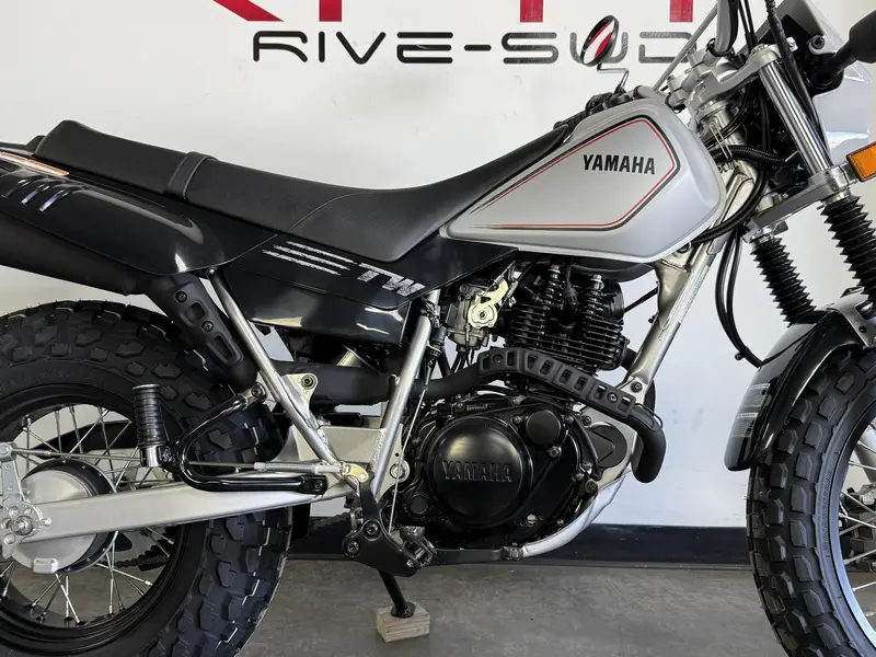 Yamaha TW200 *À partir de 3.99%💳 2026