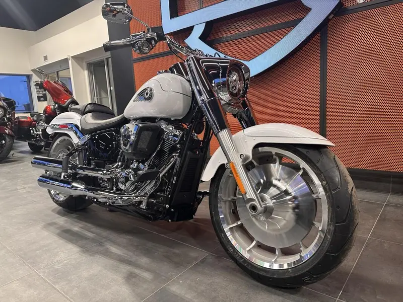 Harley-Davidson Fat Boy® White Onyx Pearl - Chrome 2026