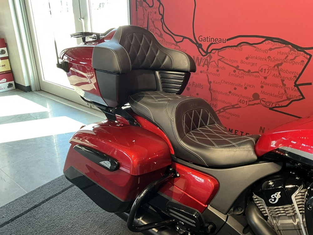 2022 Indian Motorcycle Pursuit Dark Horse alt