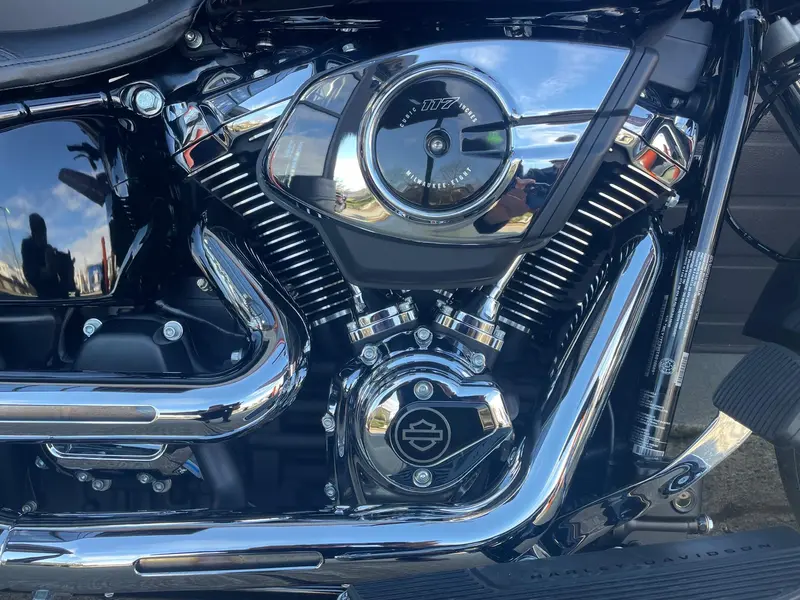 2026 Harley-Davidson FLFB - Fat Boy® thumbnail 3
