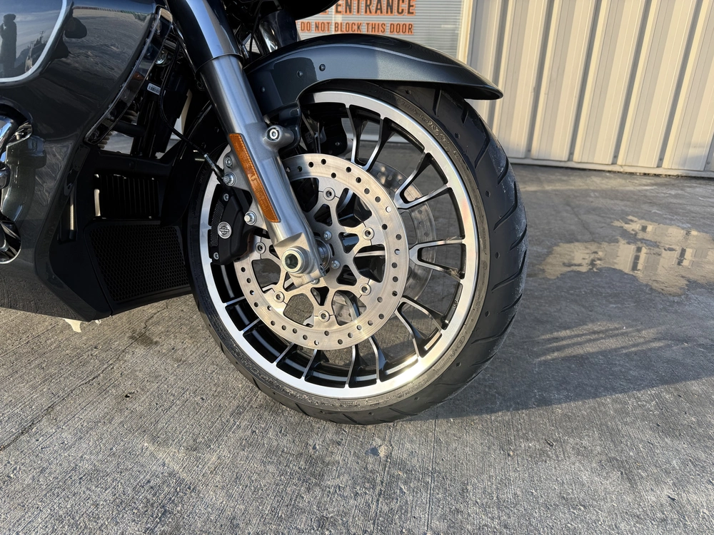 2026 Harley-davidson Road Glide Limited alt