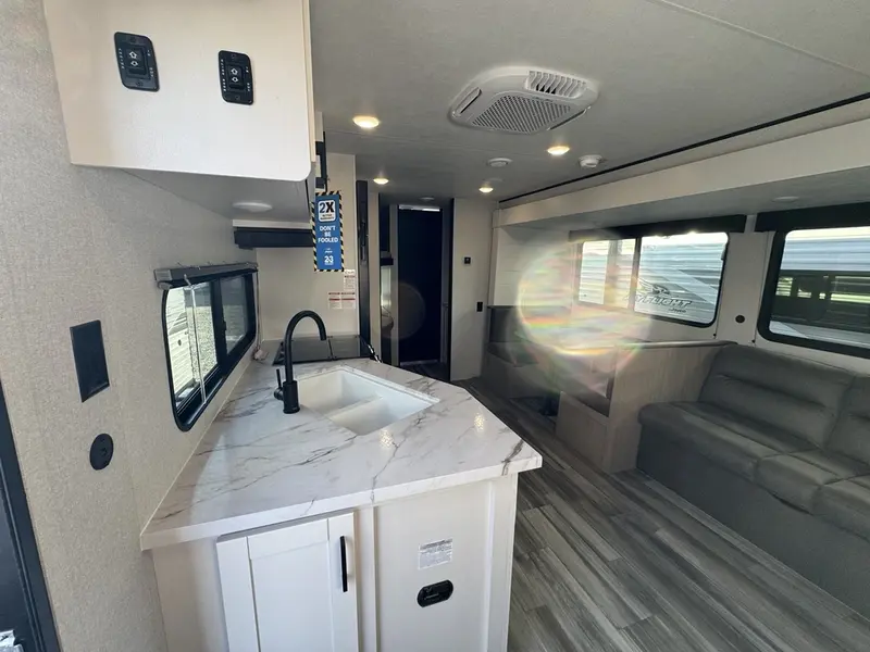 2026 Jayco JAY FLIGHT SLX 261BHS