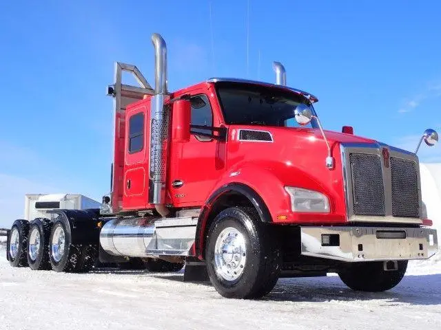 Kenworth T880 2024