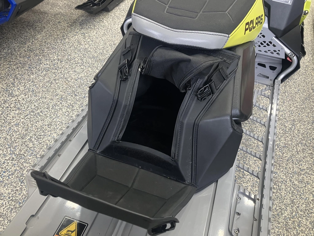 2020 Polaris 800 Indy Xc 137 alt