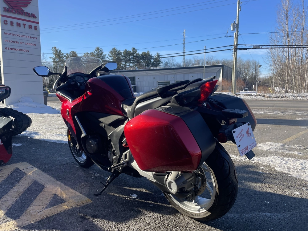 Honda Vrf 1200 Fa Manuel 2010 alt