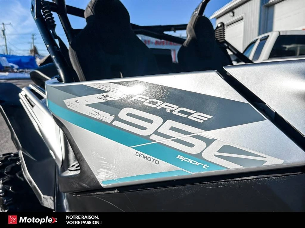 2022 Cfmoto Zforce 950 alt