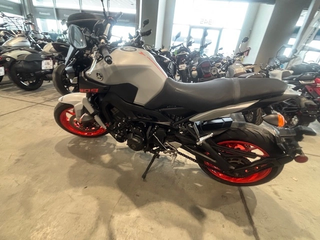 Yamaha Mt09 Mt09 Mt 09 Mt-09 Z900 Bas Km 2020 alt